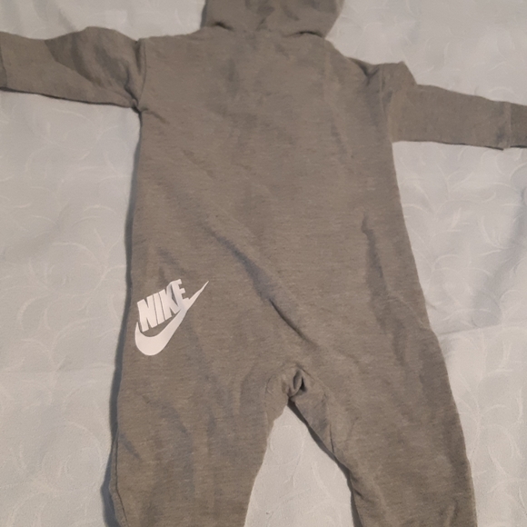 COPY - Nike Baby's Boy Hooded Coverall-Dark Grey Heather, - Picture 3 of 6